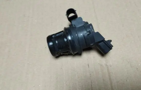 Honda Accord Windscreen/windshield washer pump 0602104980