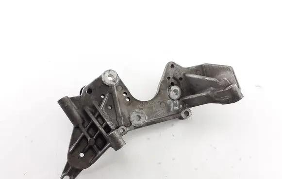 Volkswagen Phaeton Fuel pump bracket 059130147N