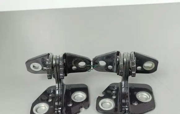 Jeep Grand Cherokee WL Rear door hinge set 