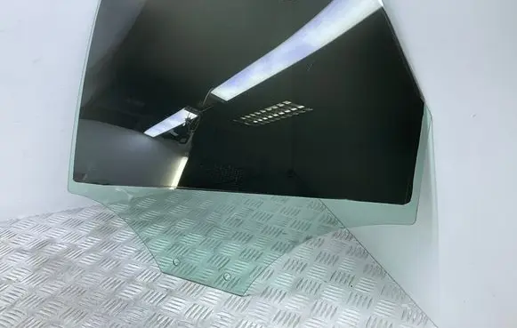 Audi A1 Rear door window glass 