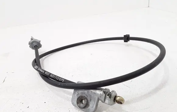Volkswagen PASSAT B5 Gear shift cable linkage 8D1713575