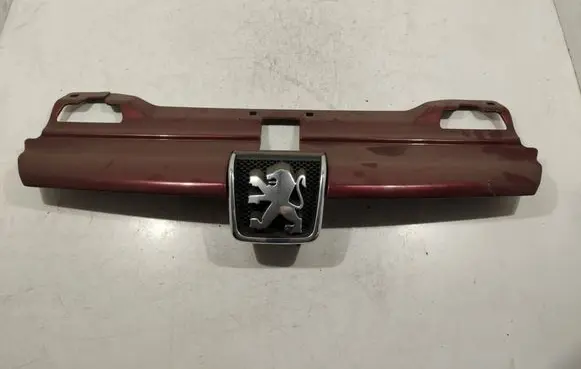 Peugeot 406 Front grill 9616258477 1851485101