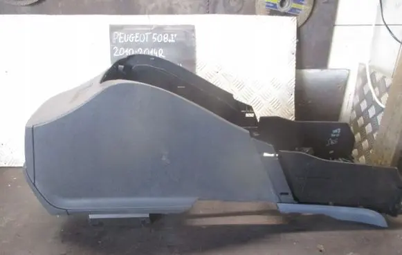 Peugeot 508 Center console 
