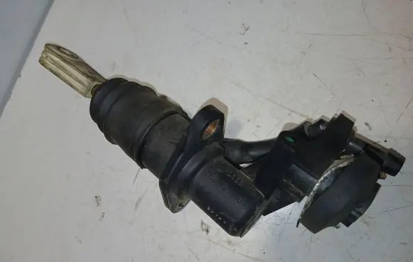Audi A6 S6 C5 4B Clutch master cylinder 006236025000