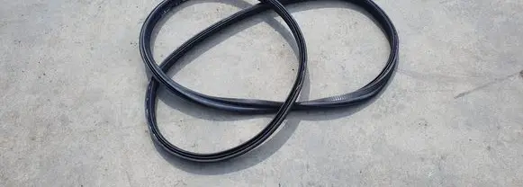 Ford Fiesta Seal rubber (tailgate) 