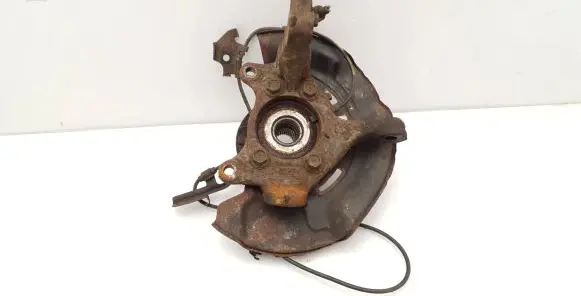 Toyota Verso Front wheel hub