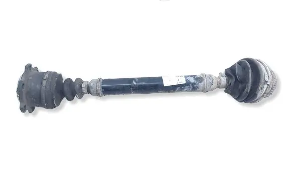 Volkswagen PASSAT B5 Front driveshaft 8D040