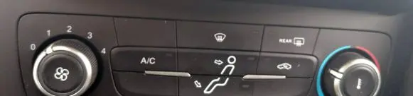 Ford Focus Climate control unit