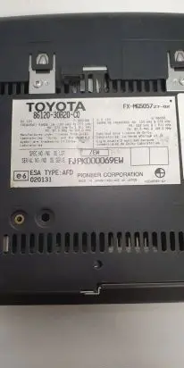 Lexus CT 200H Radio/CD/DVD/GPS head unit 8612030B20 FXMG5057