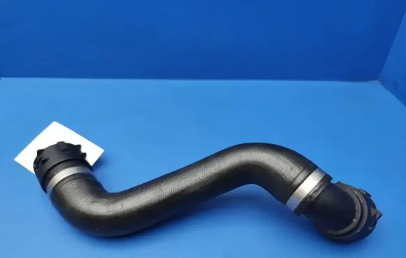 Mercedes-Benz C W205 Engine coolant pipe/hose A2055013382