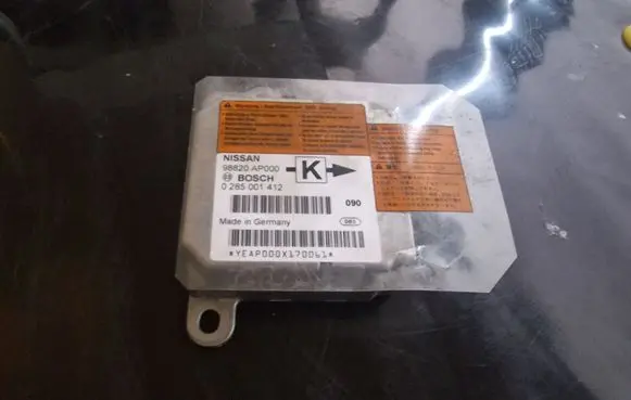 Nissan Micra Airbag control unit/module 98820AP000
