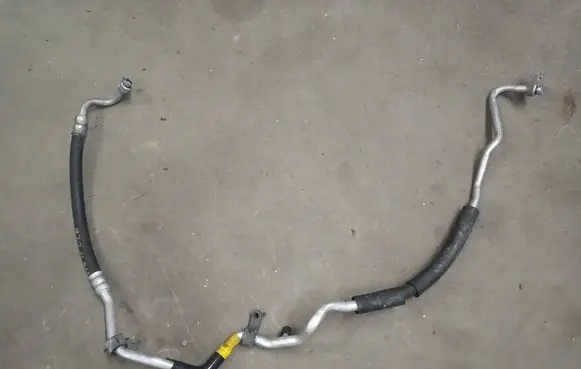 Mazda 6 Air conditioning (A/C) pipe/hose