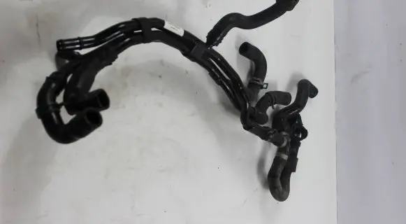 Volkswagen PASSAT B8 Engine coolant pipe/hose 5Q0121065F