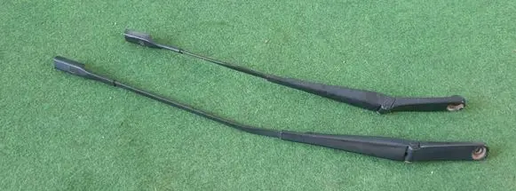 Audi A4 S4 B9 8W Front wiper blade arm 8W1955407 8W1955408