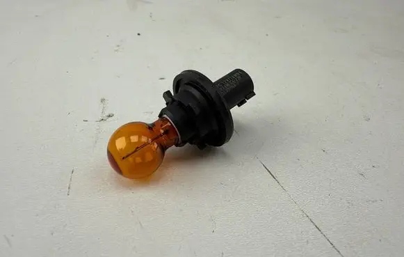 Mercedes-Benz Sprinter W906 Rear tail light bulb A0008201277