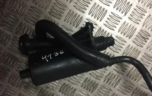 Breather/breather pipe/hose