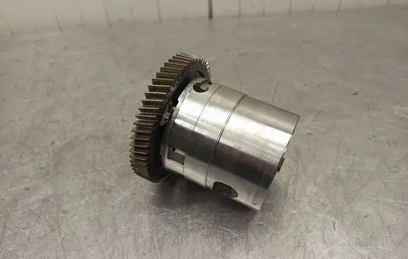 Mercedes-Benz C W204 Oil pump A6511810312