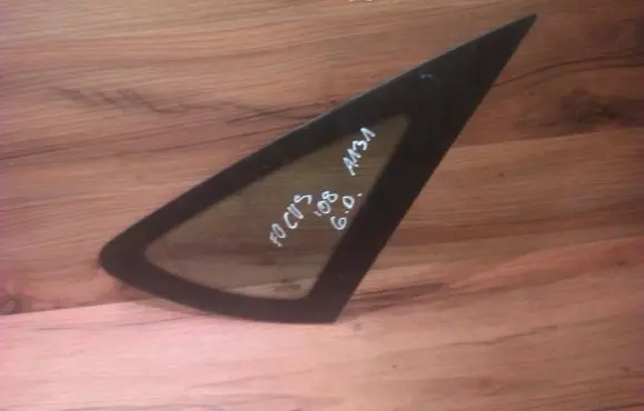 Ford Focus Rear side window