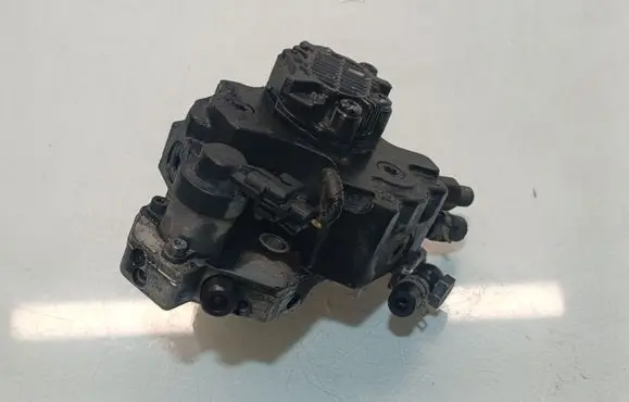 Honda Civic Fuel injection high pressure pump 0445010141
