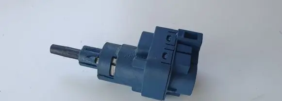 Clutch pedal sensor
