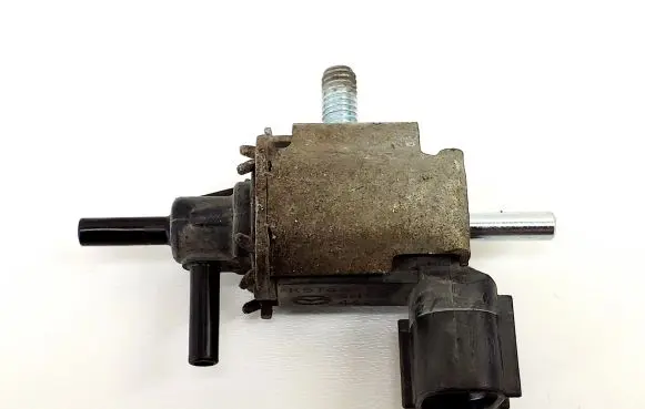 Mazda 6 Turbo solenoid valve K5T48179 SH1B4620