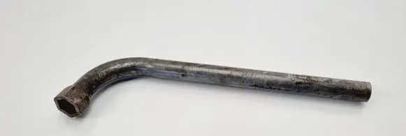 Audi A4 S4 B5 8D Wheel nut wrench 4D0012219