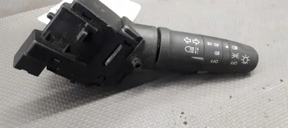Nissan Primera Fog light switch 25540AV600
