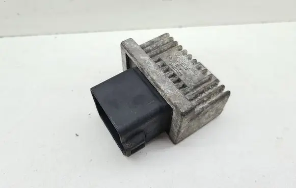 Renault Laguna II Glow plug pre-heat relay 7700115078