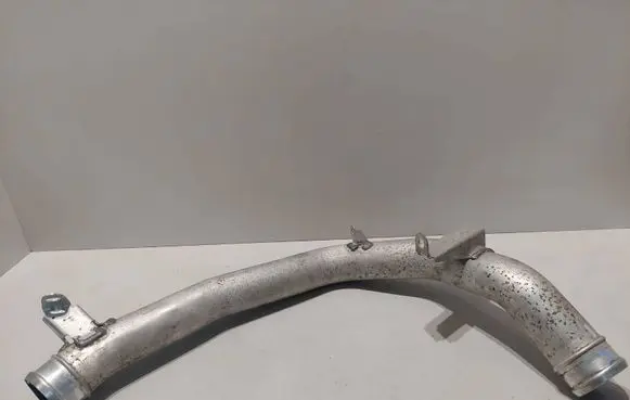 Intercooler hose/pipe