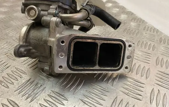 Audi A5 Sportback 8TA Throttle valve 04L128063T