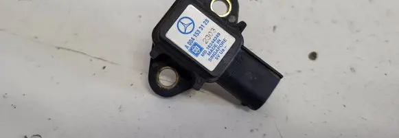Mercedes-Benz A W168 Air pressure sensor A0041533128