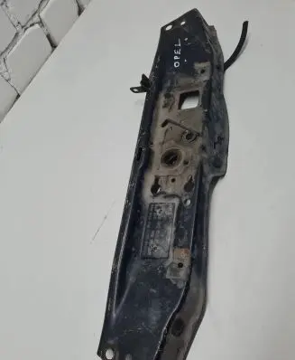 Top upper radiator support slam panel