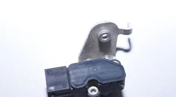 Headlight/headlamp level sensor