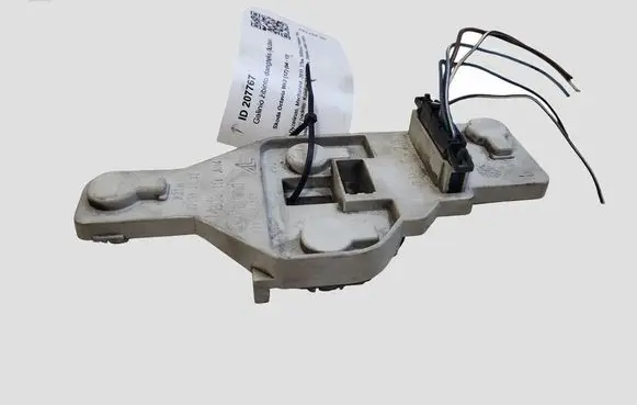 Skoda Octavia Mk2 (1Z) Tail light bulb cover holder 27599010