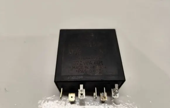 Volkswagen Golf IV Other relay 4B0955531A 72WA401 A160299