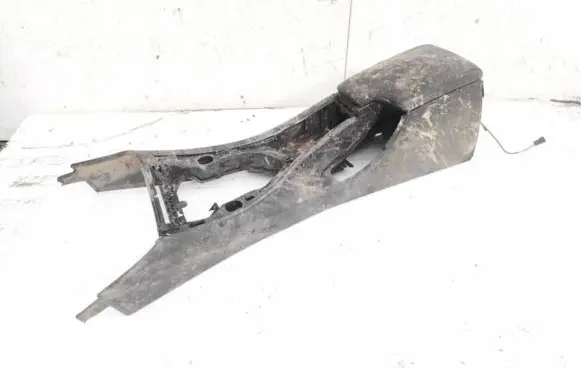 BMW 3 E90 E91 Armrest bss3s01c28