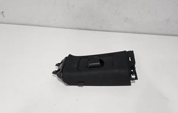 Polestar 4 (B) pillar trim (top) 80012743 80038190 80038189