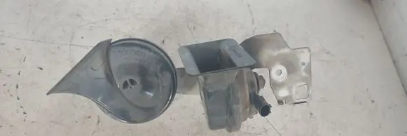 BMW 5 E60 E61 Horn signal