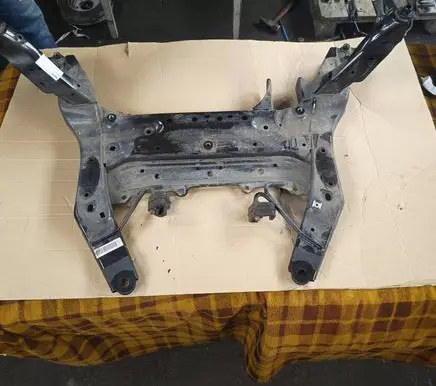 Mini One - Cooper F56 F55 Front subframe 6869546 1852017