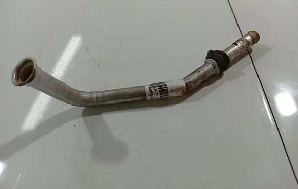 Mercedes-Benz Vito Viano W639 Engine coolant pipe/hose