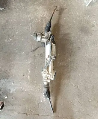 Volkswagen Touran II Steering rack 7805501415 031011V50300 101217293