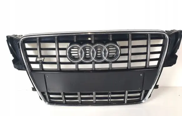 Audi A5 Front bumper upper radiator grill 8T0853651C