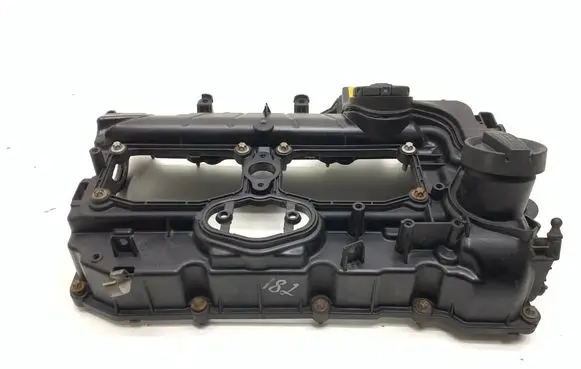 BMW X3 F25 Rocker cam cover 7588412