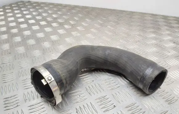 Volkswagen Golf VI Intercooler hose/pipe