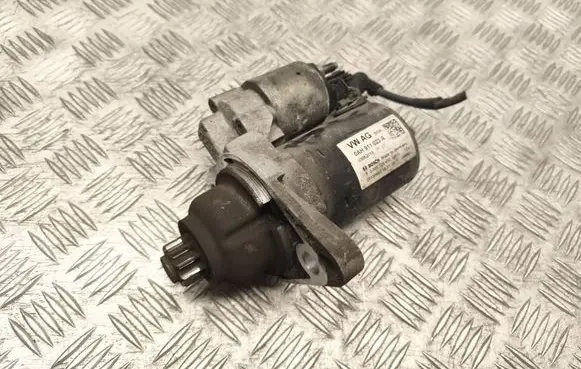 Volkswagen Caddy Starter motor 0AH911023A 03062013 0001120410