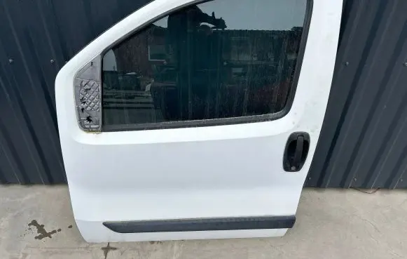Fiat Fiorino Front door