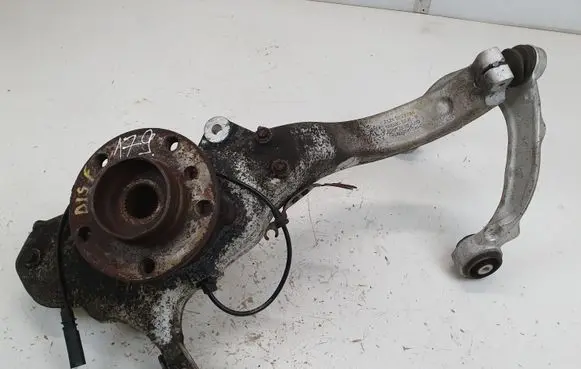 BMW X5 E70 Front wheel hub spindle knuckle 6773784