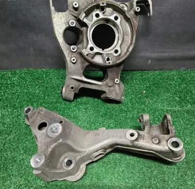 Porsche 992 Stub axle 992505064A