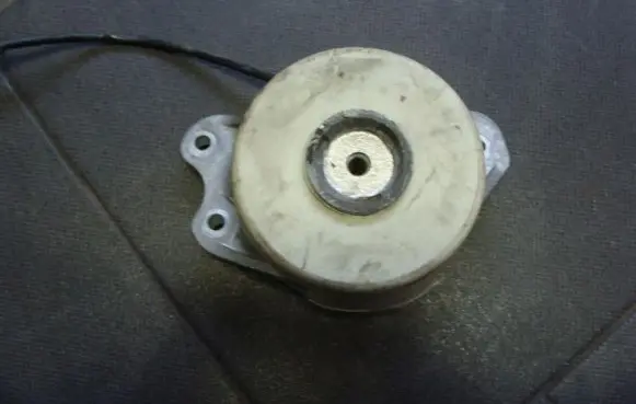 Mercedes-Benz GLC X253 C253 Engine mount vacuum valve 