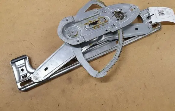 Ford Focus C-MAX Rear window lifting mechanism without motor 3M5127001